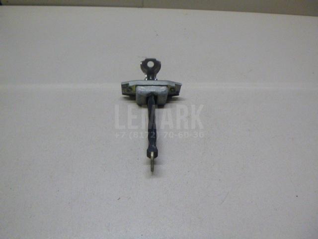 Ограничитель двери 6861042051 Toyota