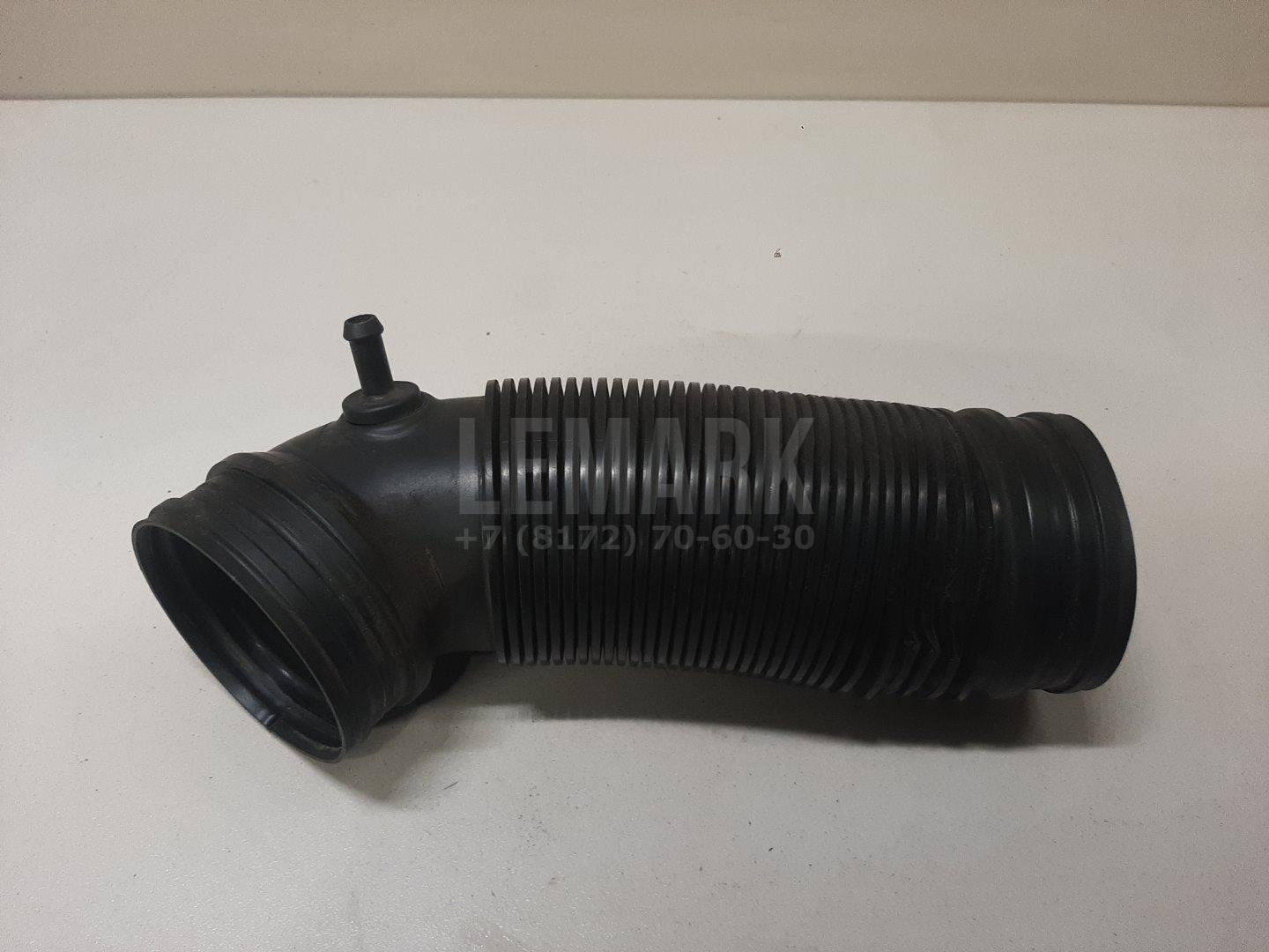 Патрубок воздушного фильтра 6R0129684 VAG