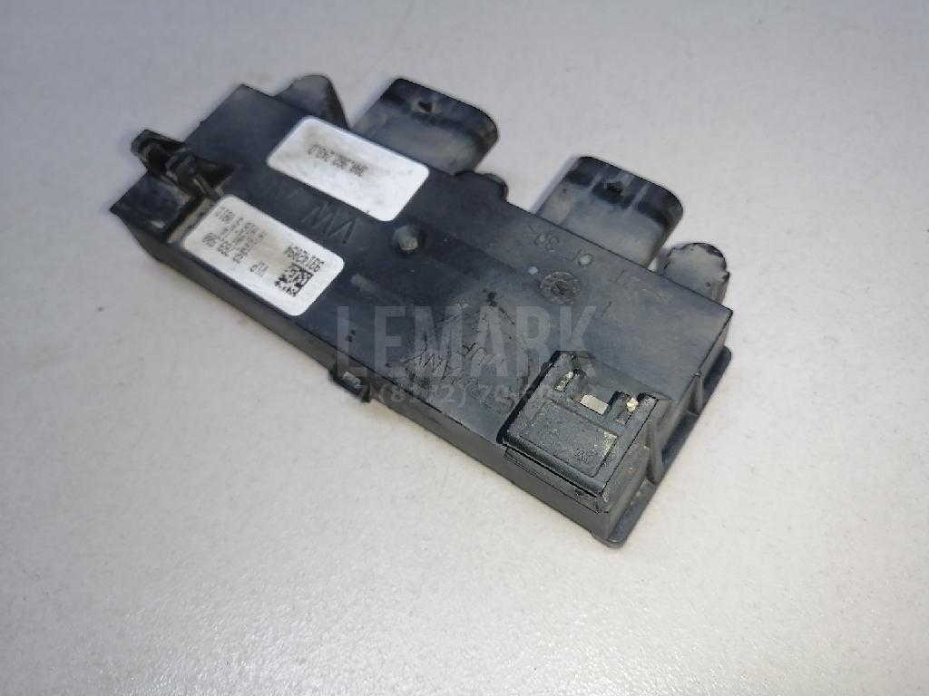 Блок открывания багажника для  BMW 5-serie F10/F11 2009-2016