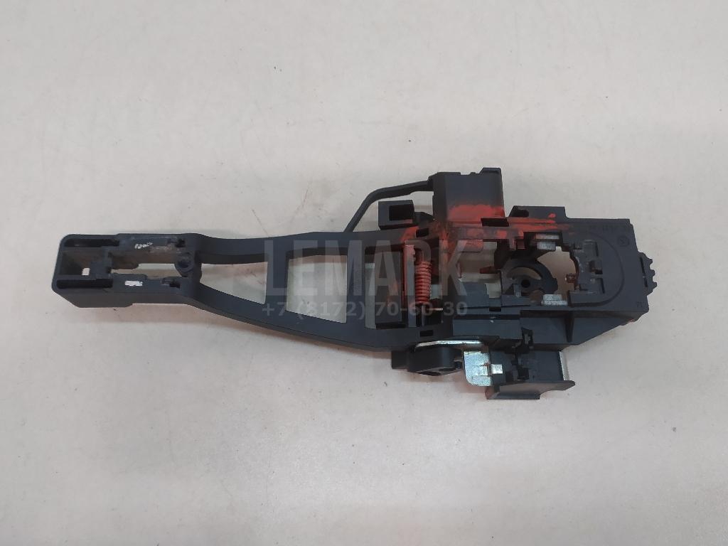 Кронштейн ручки 1933899 Ford