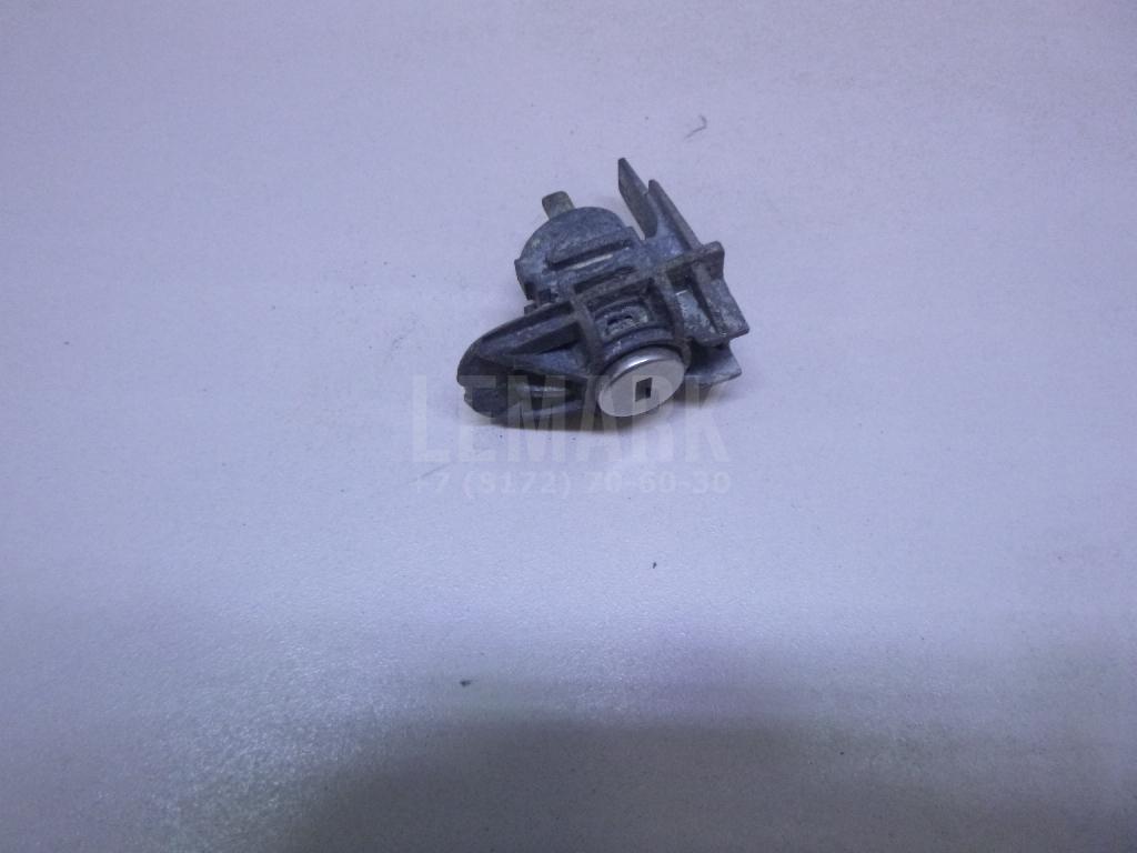 Вставка замка двери 1552849 Ford