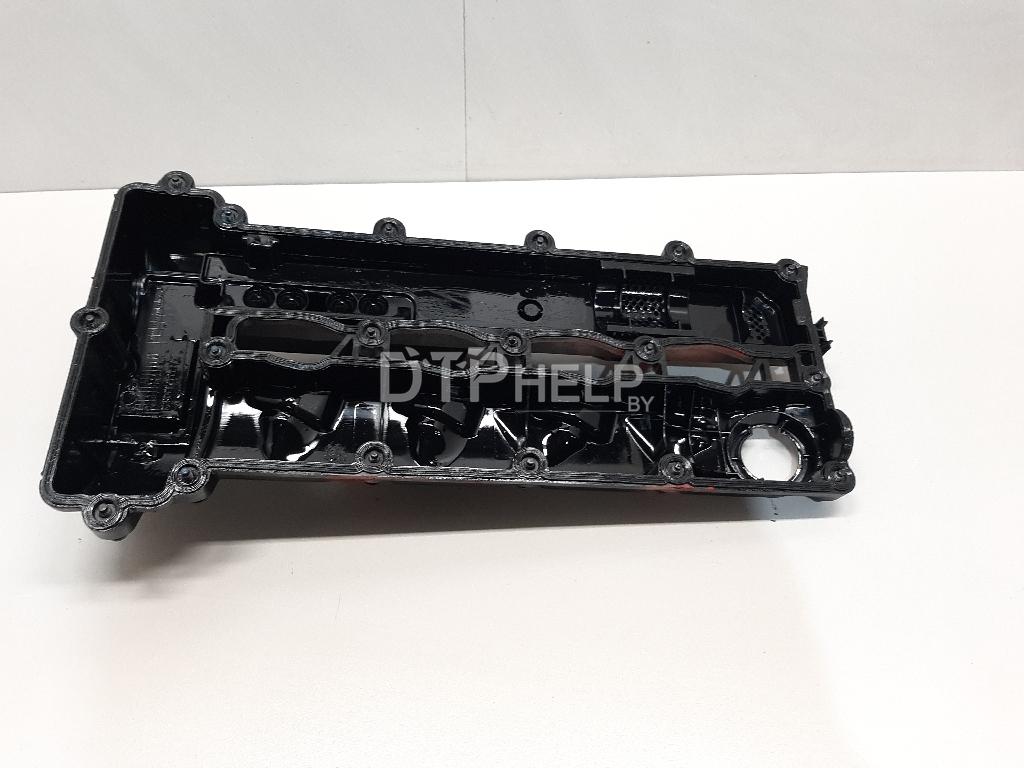 Фото Крышка головки блока (клапанная) для Mercedes W204  2008