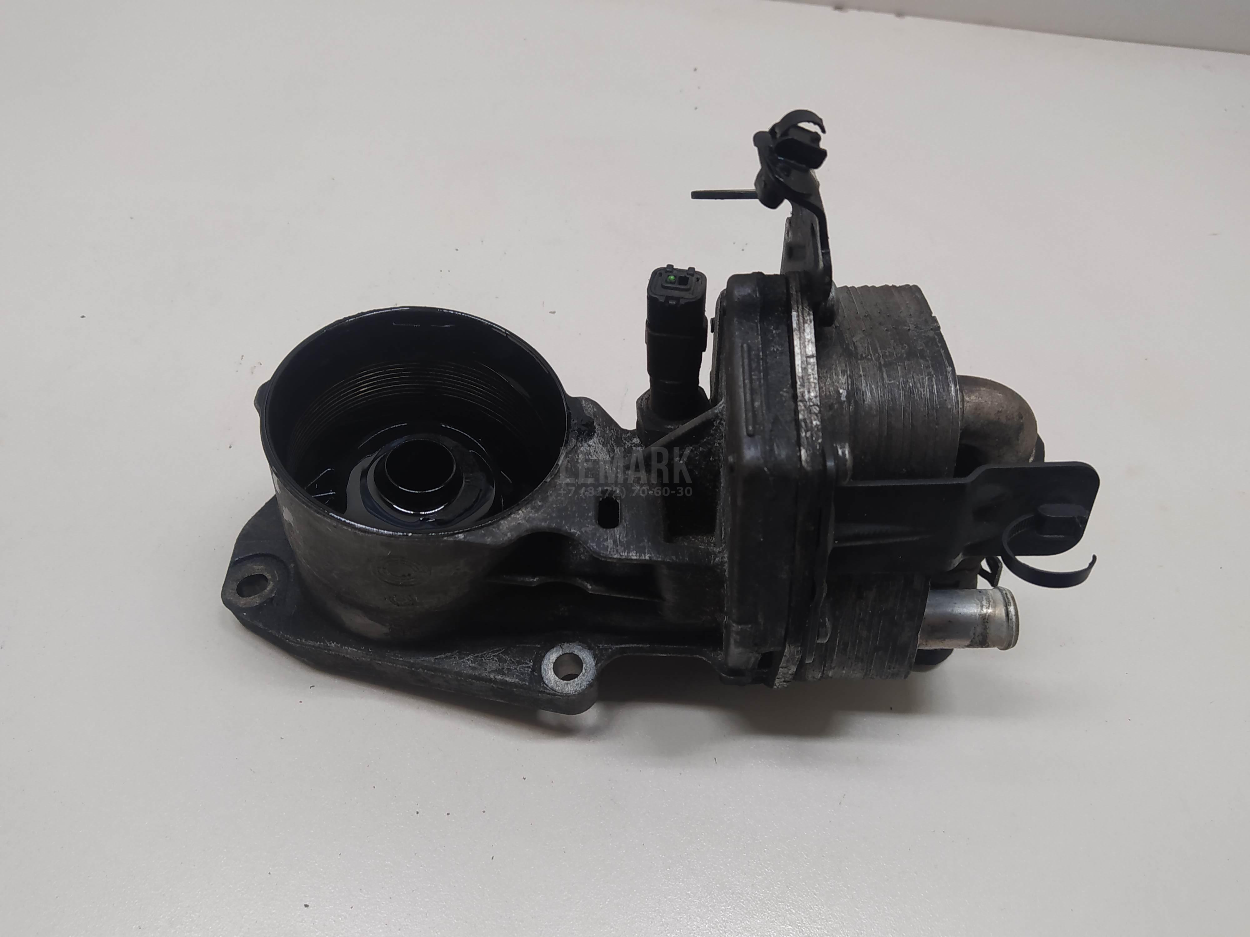 Корпус масляного фильтра LR006653 Land Rover
