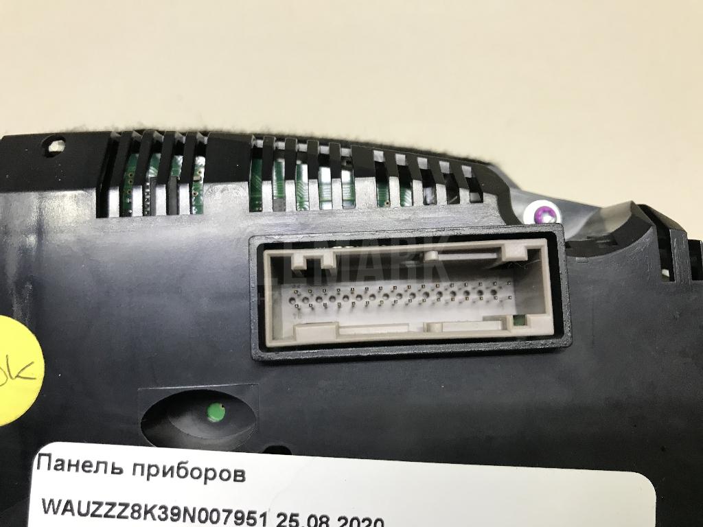 Панель приборов