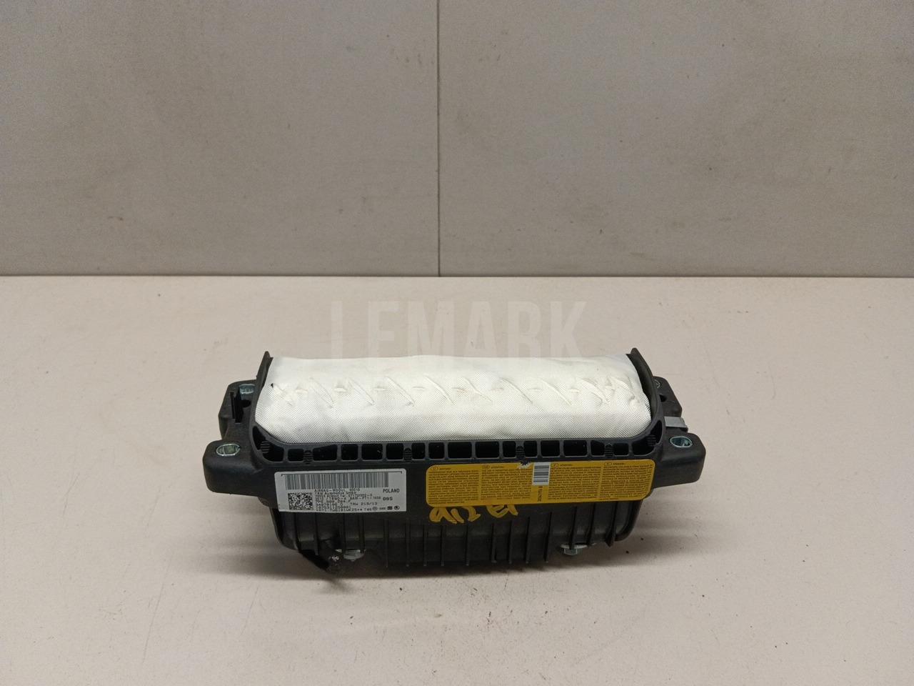 Подушка безопасности пассажирская (в торпедо) 7P6880204F VAG