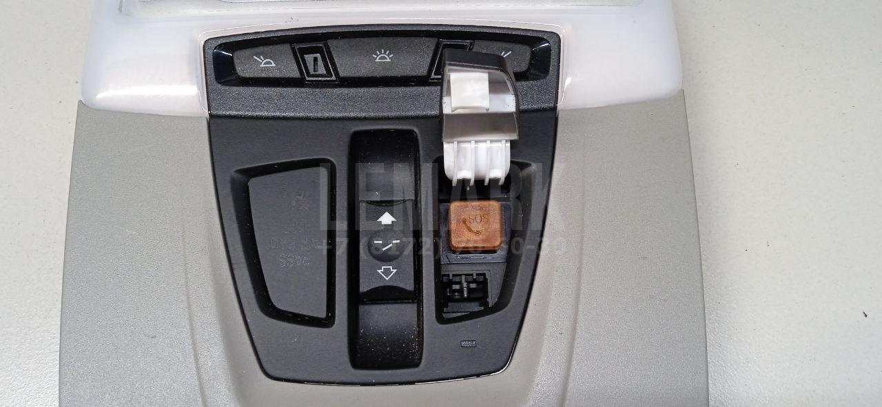 Плафон салонный для  BMW X3 E83 2004-2010