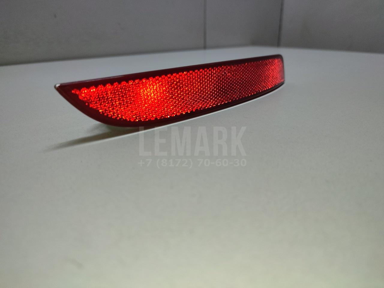 Отражатель в бампер задний левый для  BMW 7-serie G11/G12 2015-2022