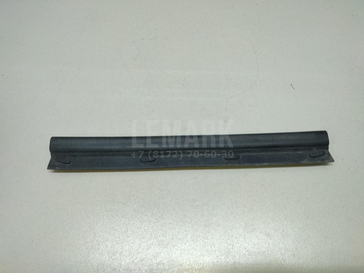 Уплотнитель капота для  BMW Z4 E85/E86 2002-2008