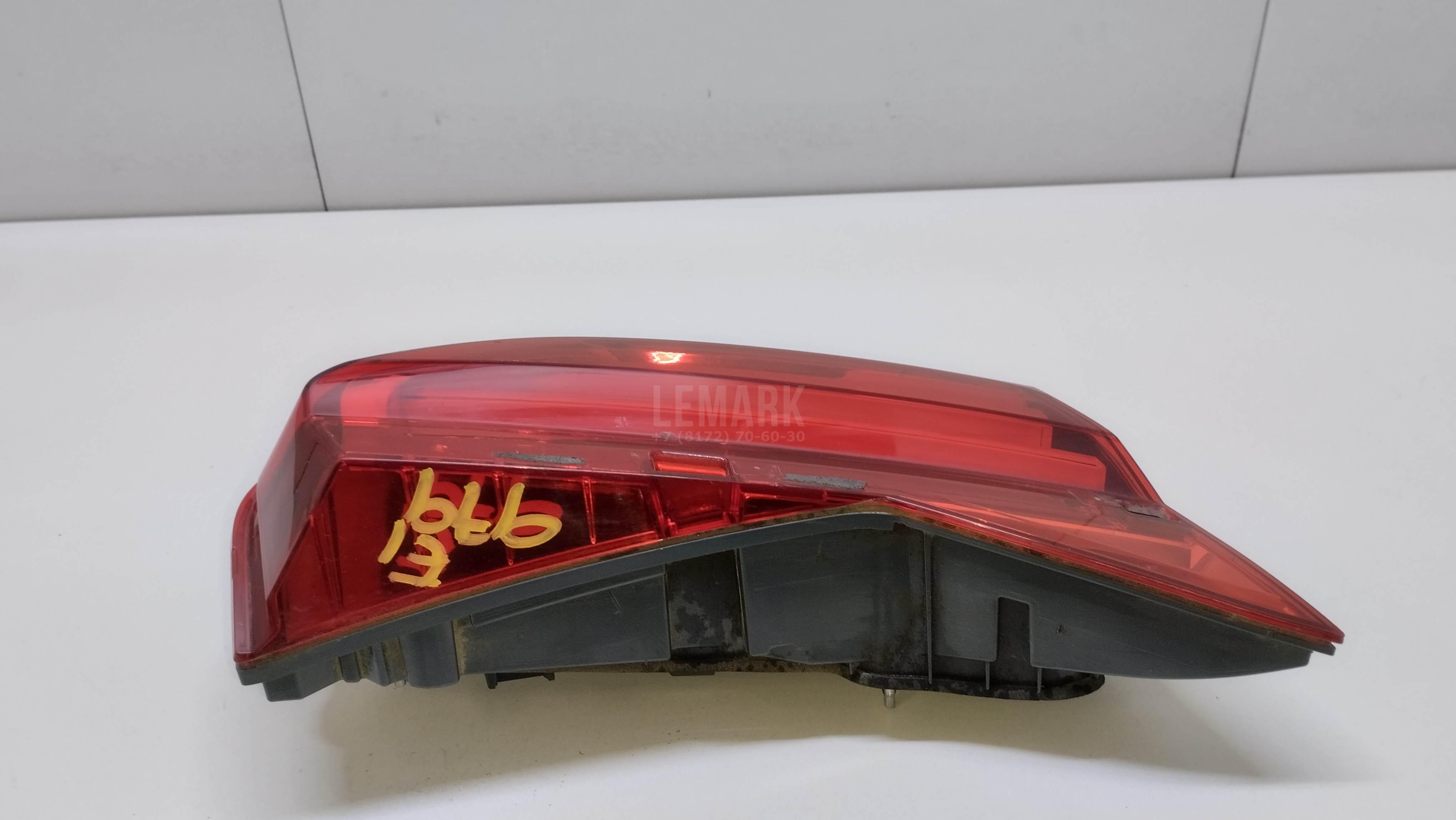 Фонарь задний внутренний левый для  Audi A3 [8P1] 2003-2013