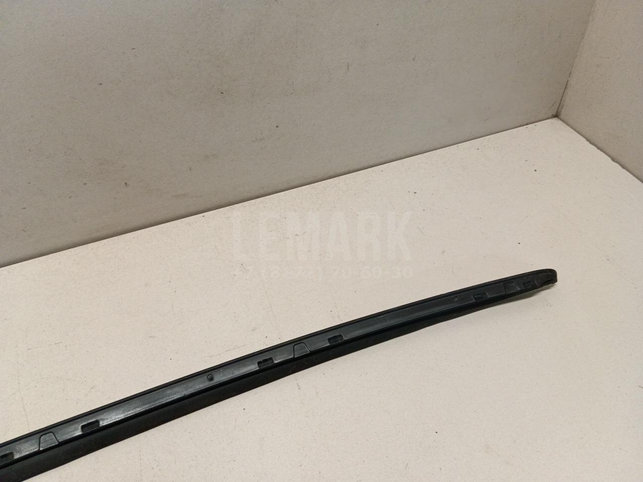 Молдинг лобового стекла для  BMW X1 E84 2009-2015