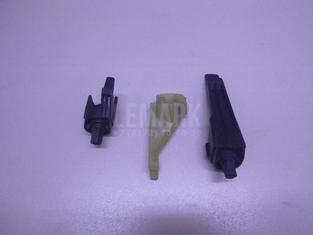 Кронштейн фонаря 3C8998801 VAG