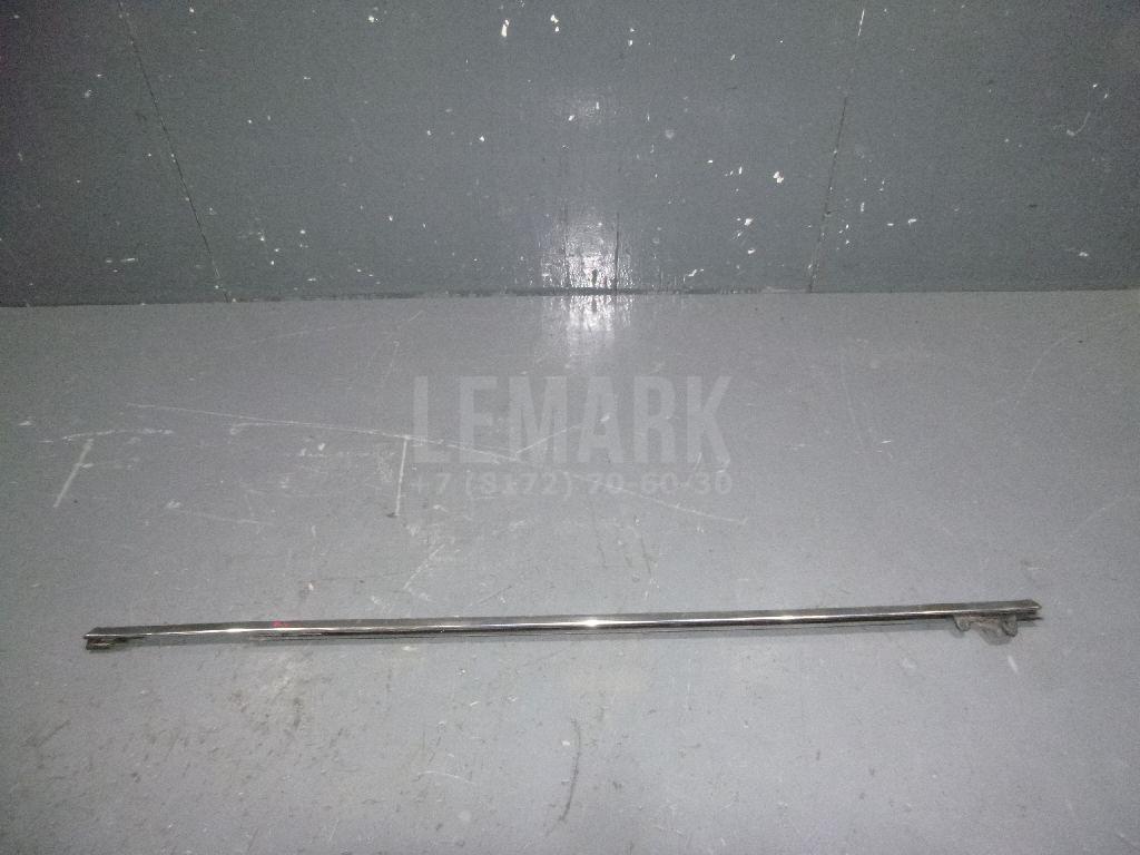 Накладка стекла заднего правого