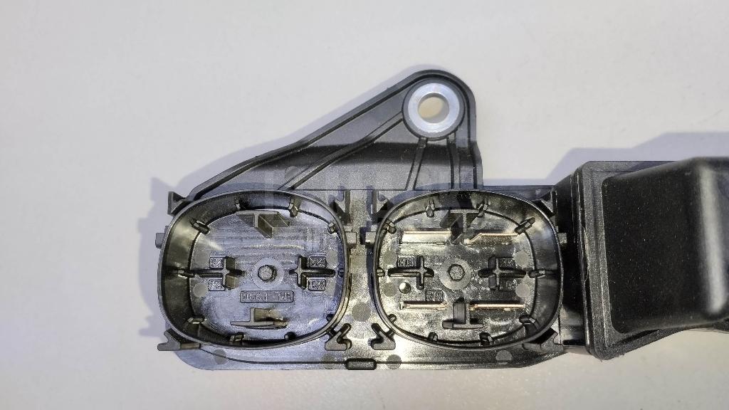 Коробка распределительная для  Acura MDX 2001-2006