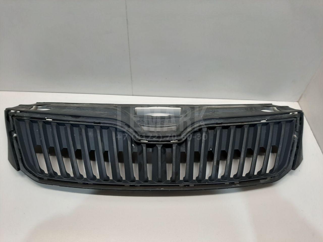Решетка радиатора 5JA8536689B9 VAG