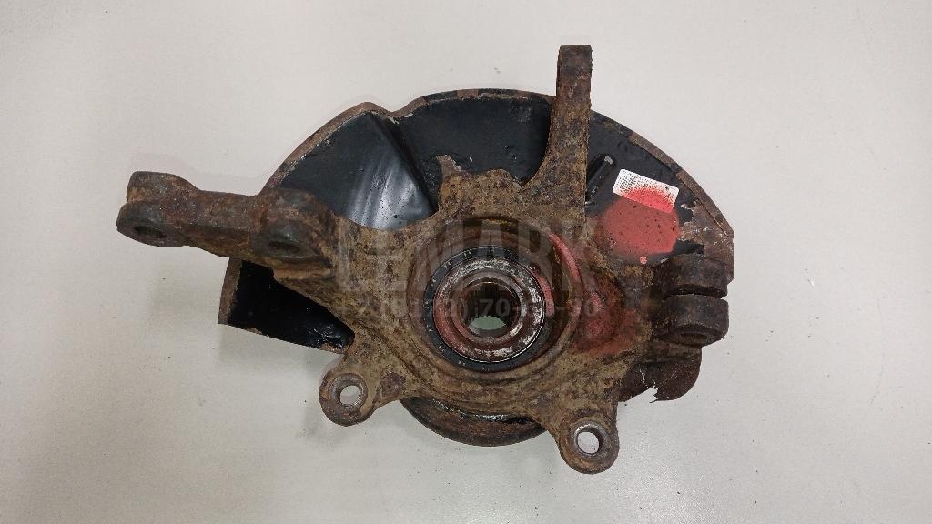 Кулак поворотный передний правый 517163U000 Hyundai-Kia
