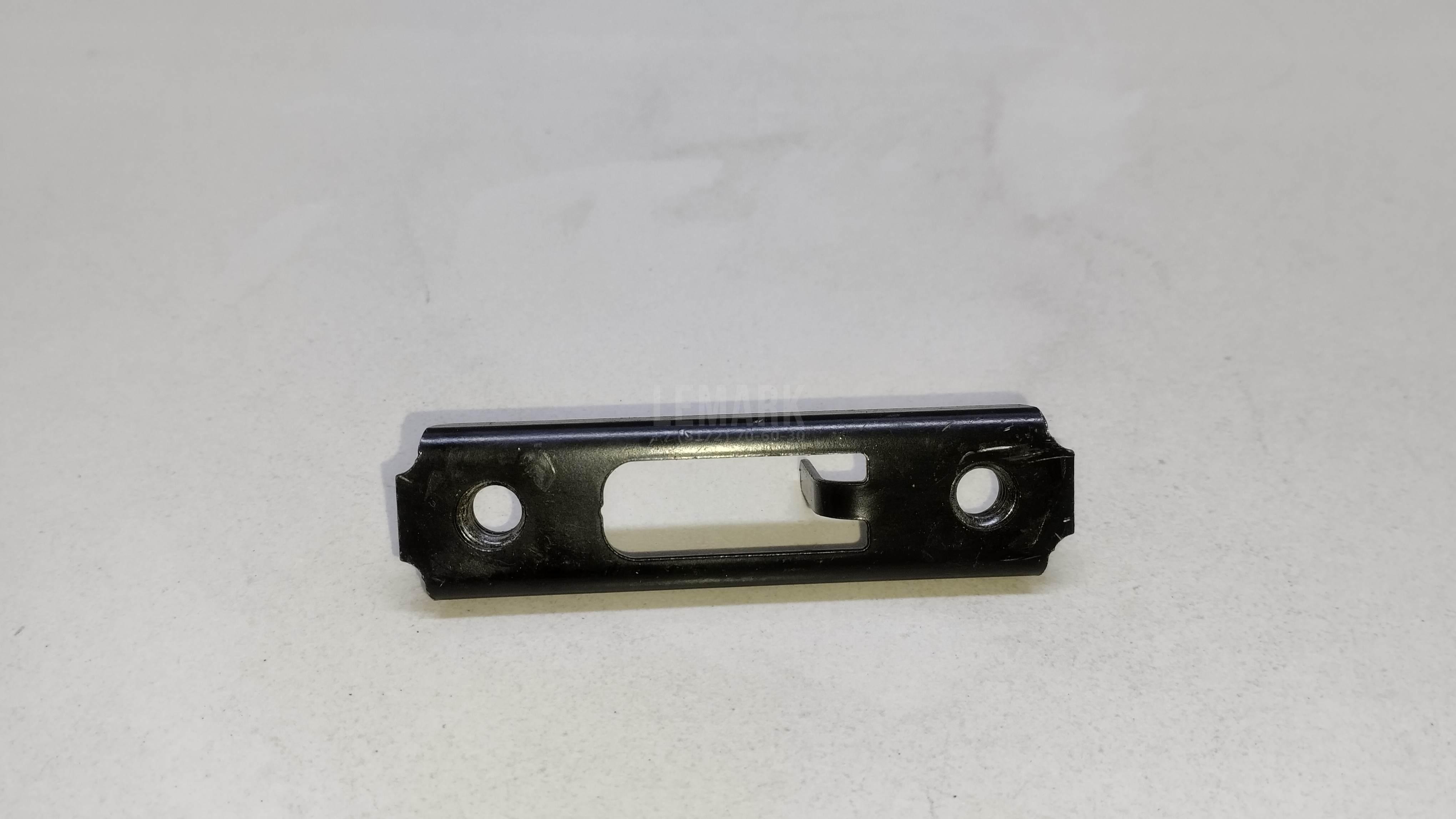 Кронштейн переднего бампера для  BMW 7-serie F01/F02 2008-2015