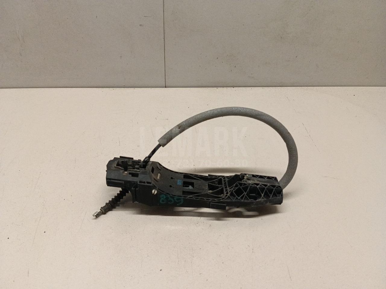 Кронштейн ручки 5N0839885H VAG