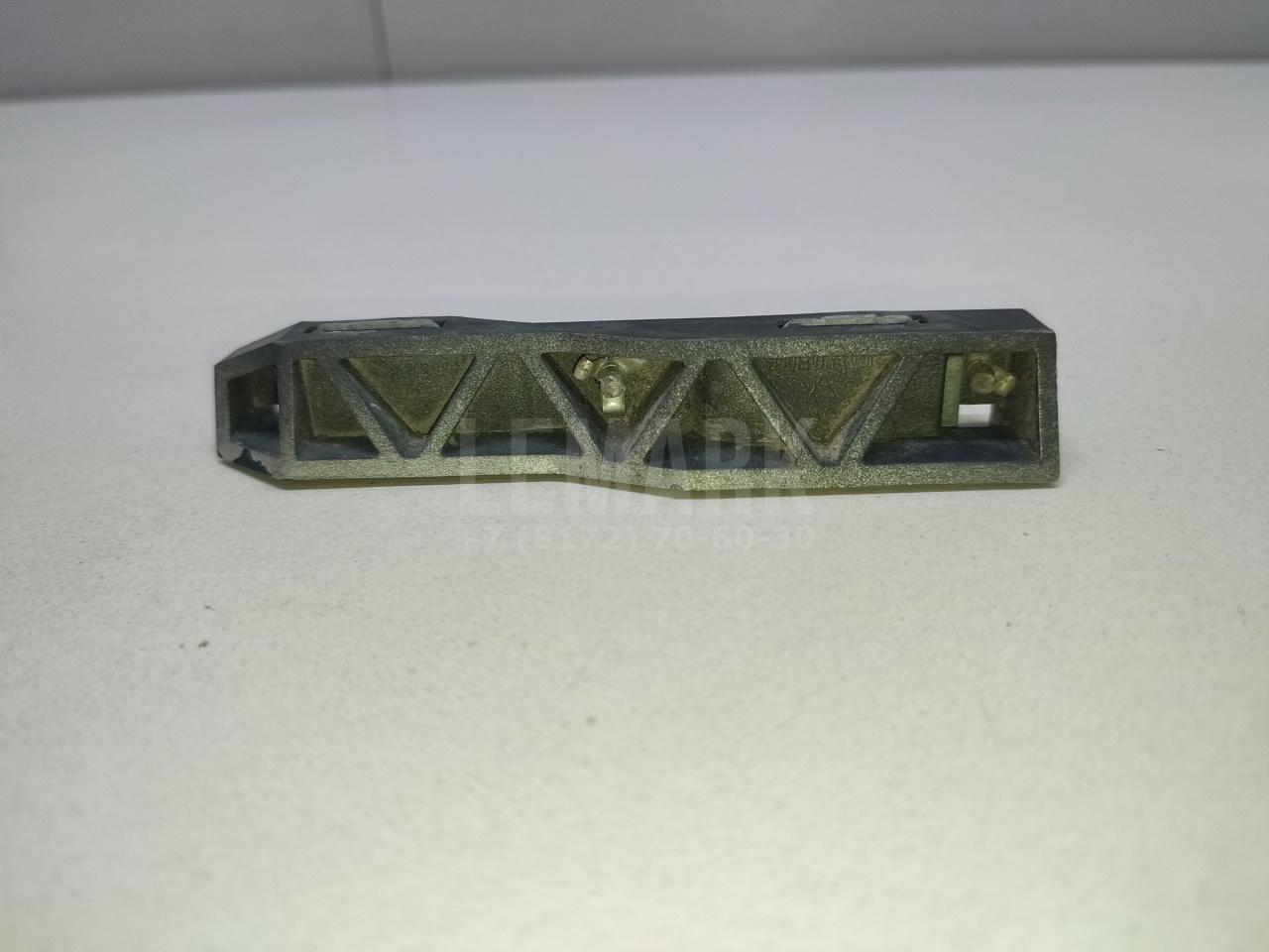Кронштейн заднего бампера правый для  BMW X1 F48 2014-2022