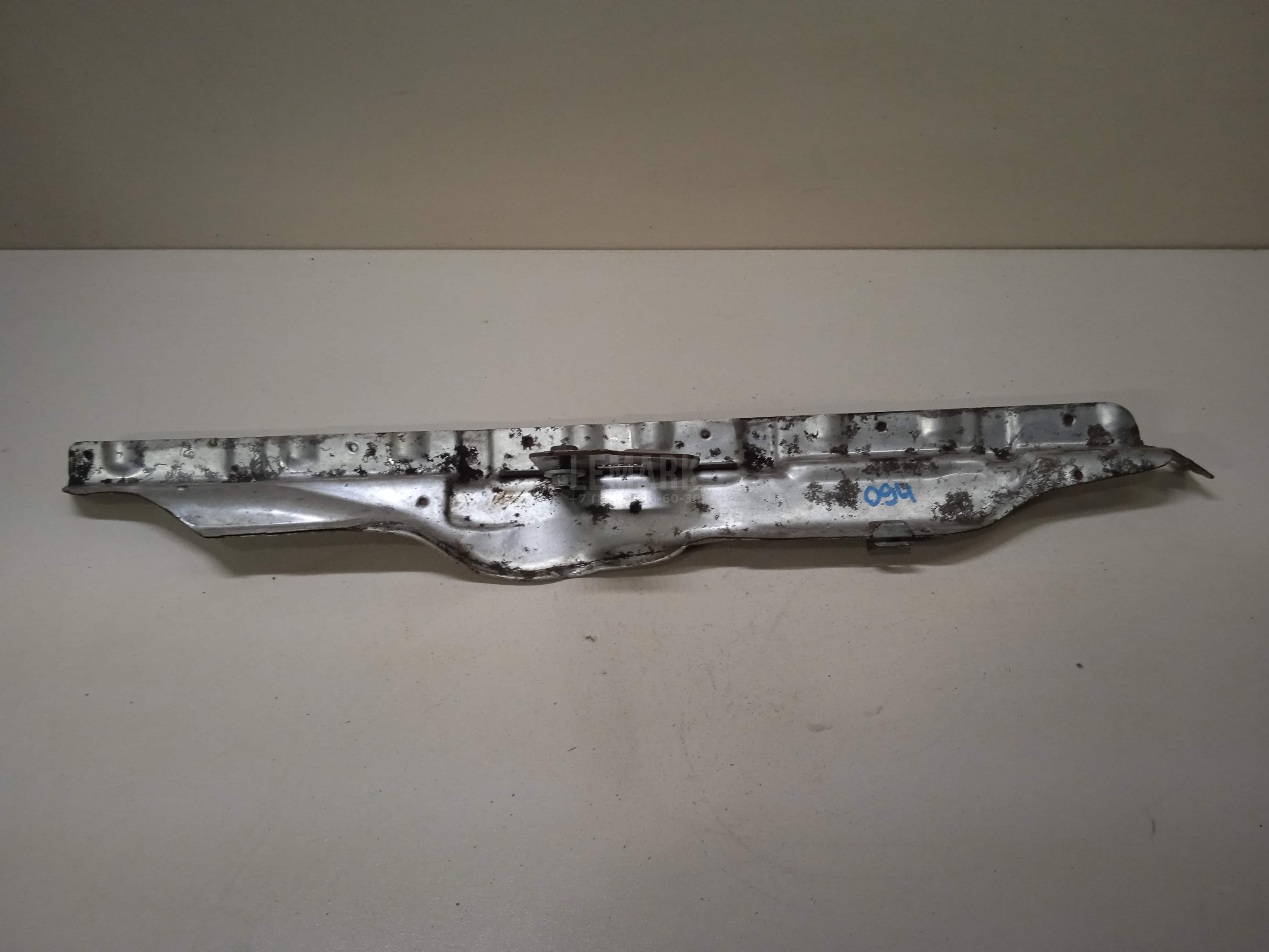 Кронштейн (сопут. товар) для  Ford Fiesta 2001-2008