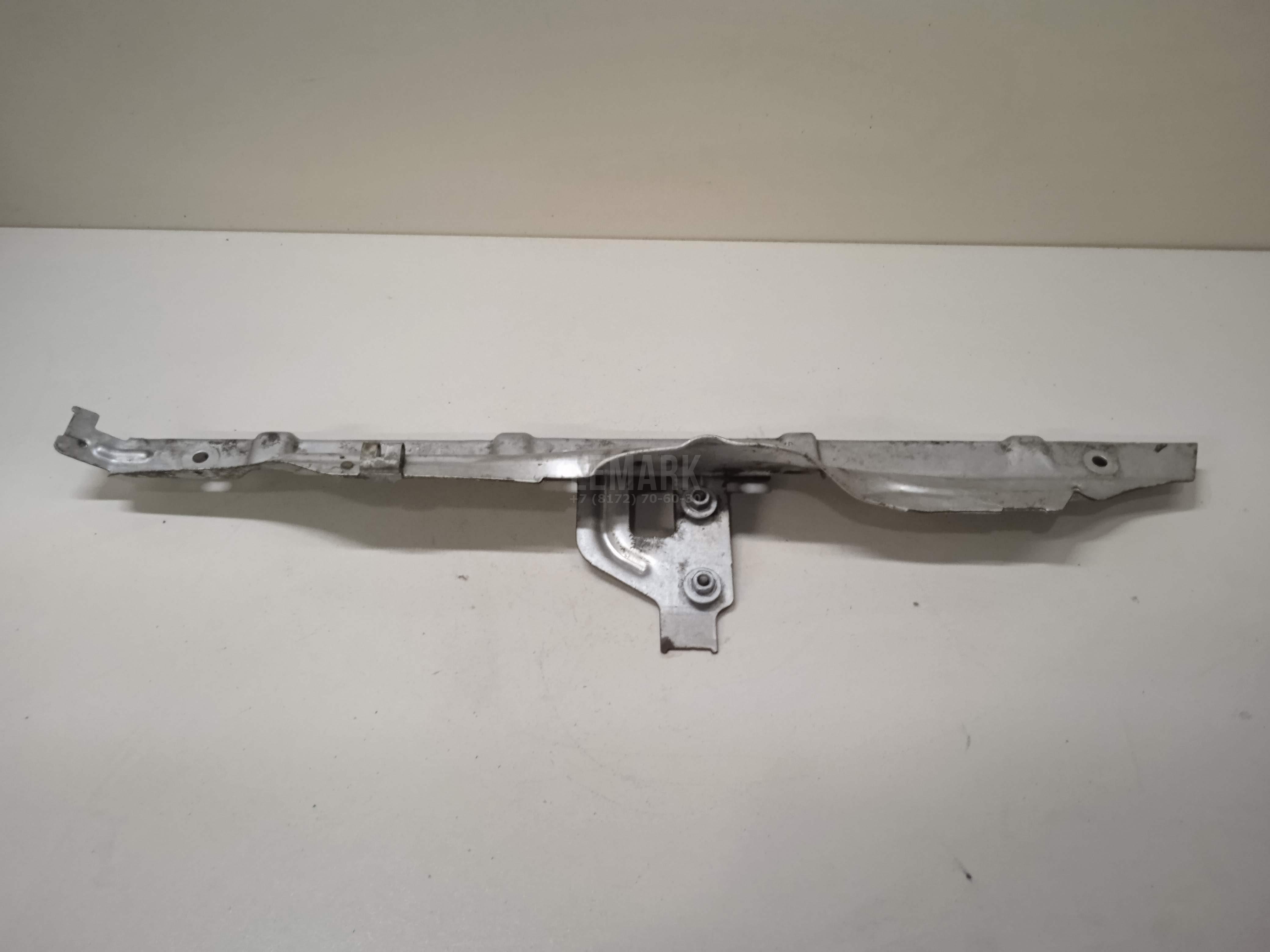 Кронштейн (сопут. товар) для  Ford Fiesta 2001-2008