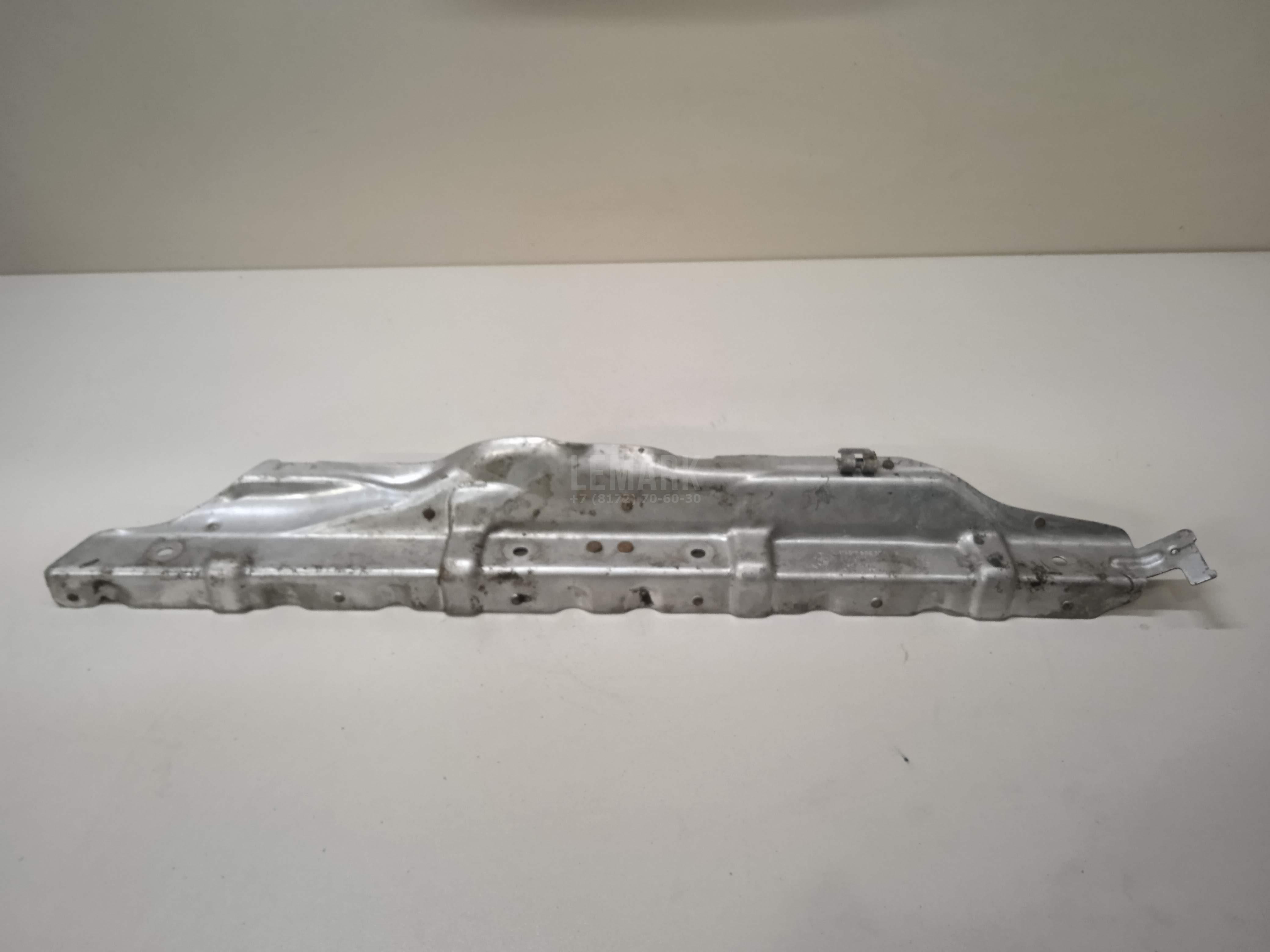 Кронштейн (сопут. товар) для  Ford Fiesta 2001-2008