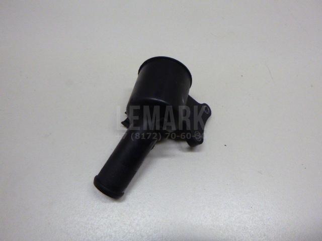 Горловина маслозаливная LR011181 Land Rover