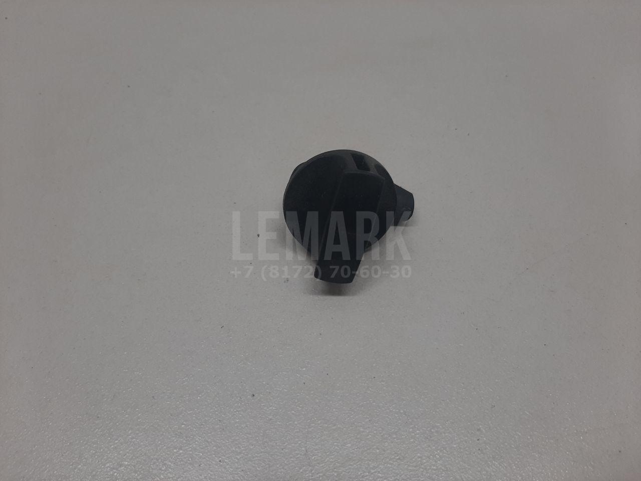 Заглушка 331867468A01C VAG