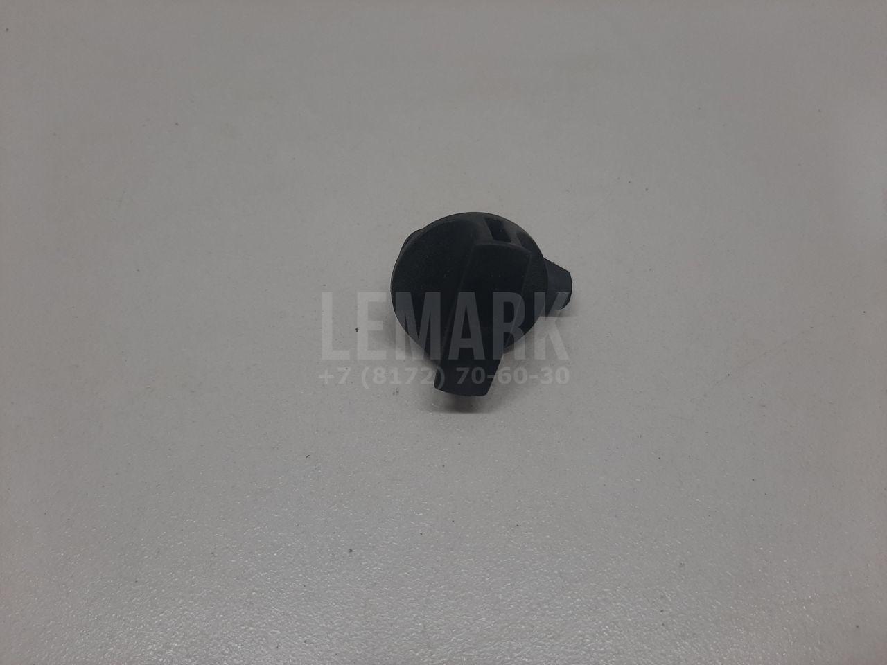 Заглушка 331867468A01C VAG