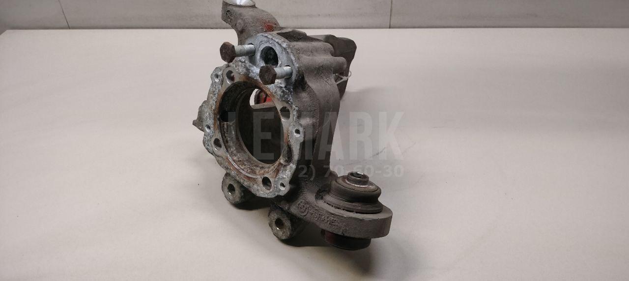 Кулак поворотный задний правый для  Audi V8 1988-1994