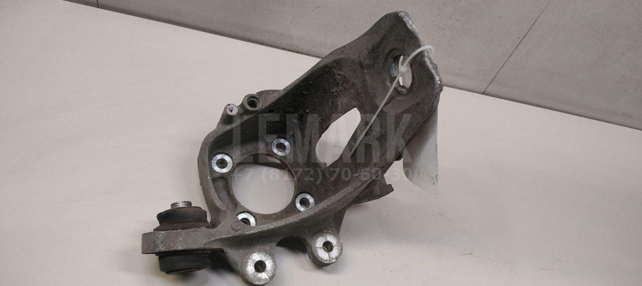Кулак поворотный задний правый для  Audi V8 1988-1994