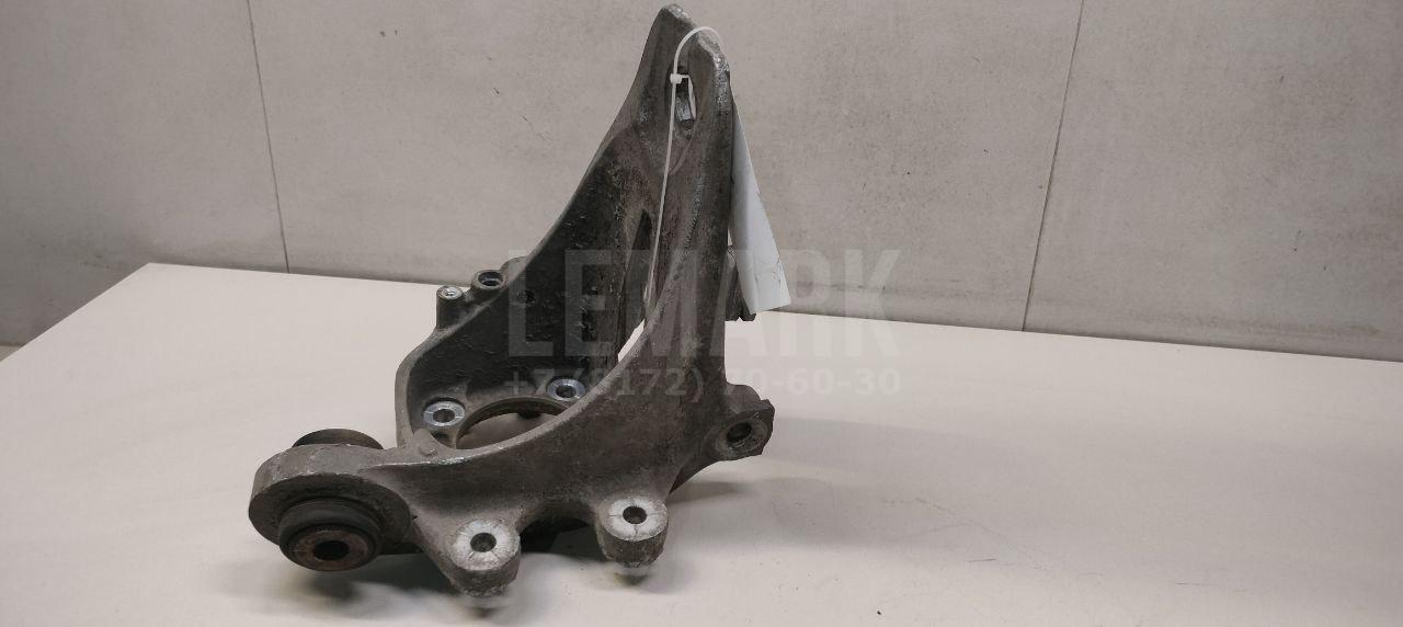 Кулак поворотный задний правый для  Audi V8 1988-1994