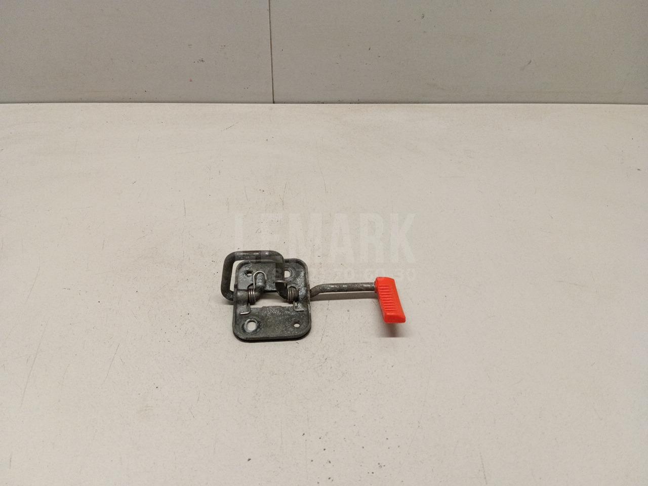 Крючок капота 6R0823186C VAG