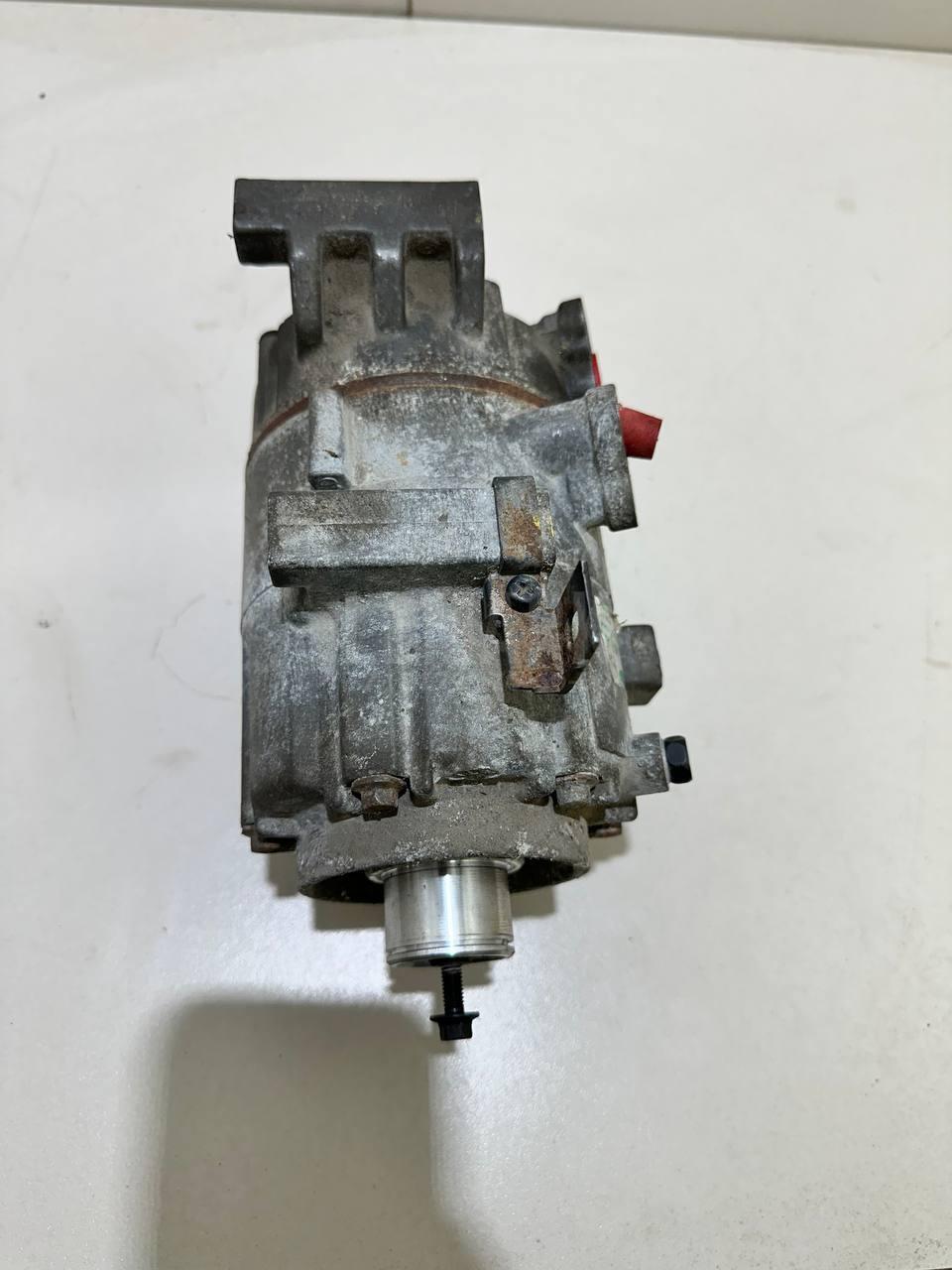 Компрессор кондиционера 97701A6501 Hyundai-Kia