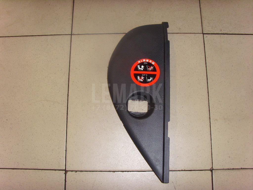 Накладка (кузов внутри) 847672B000WK Hyundai-Kia