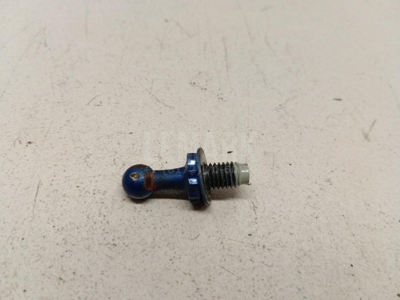 Крепеж газового упора для  BMW 1-serie F20/F21 2011-2019