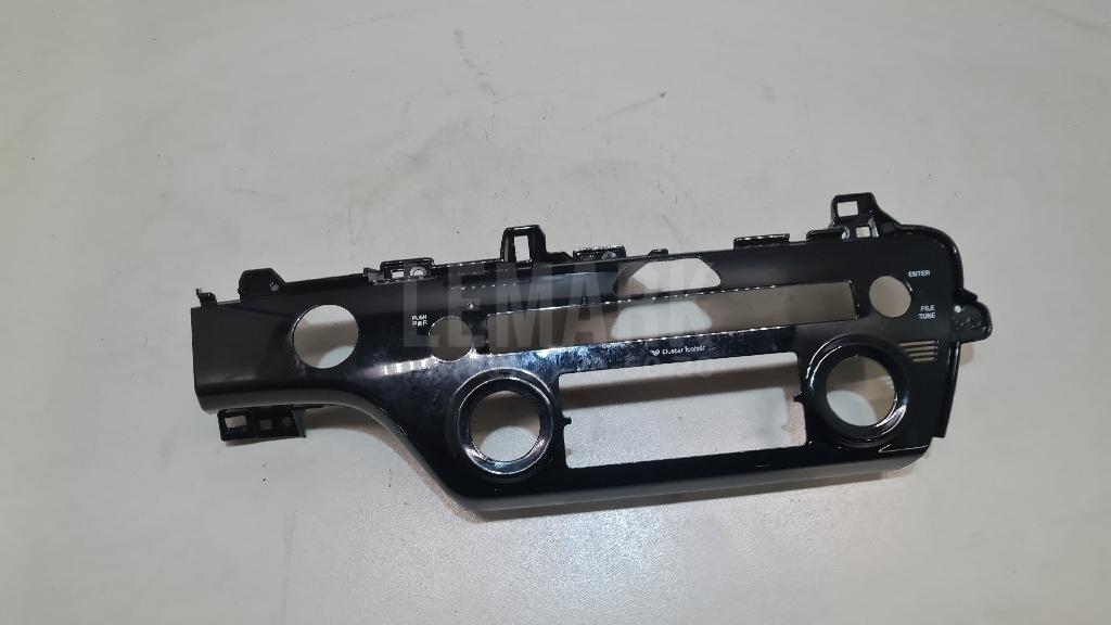 Накладка декоративная 84745D9360FHV Hyundai-Kia