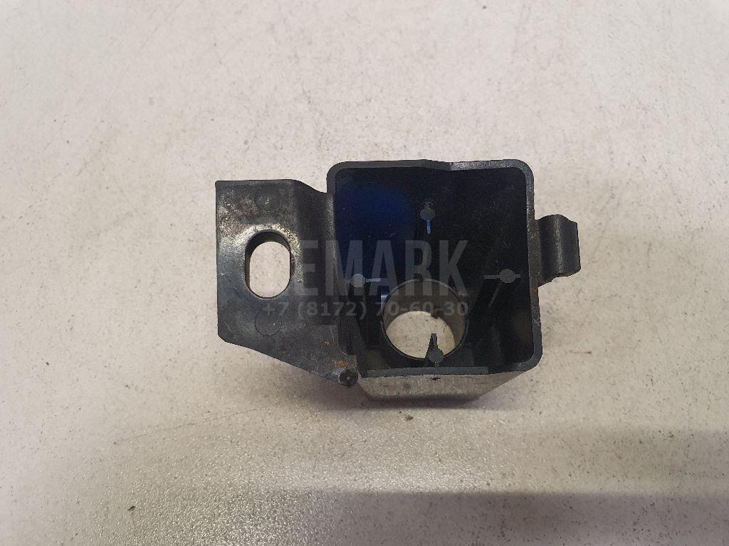 Отбойник капота для  Astra HD 8 2005-2011