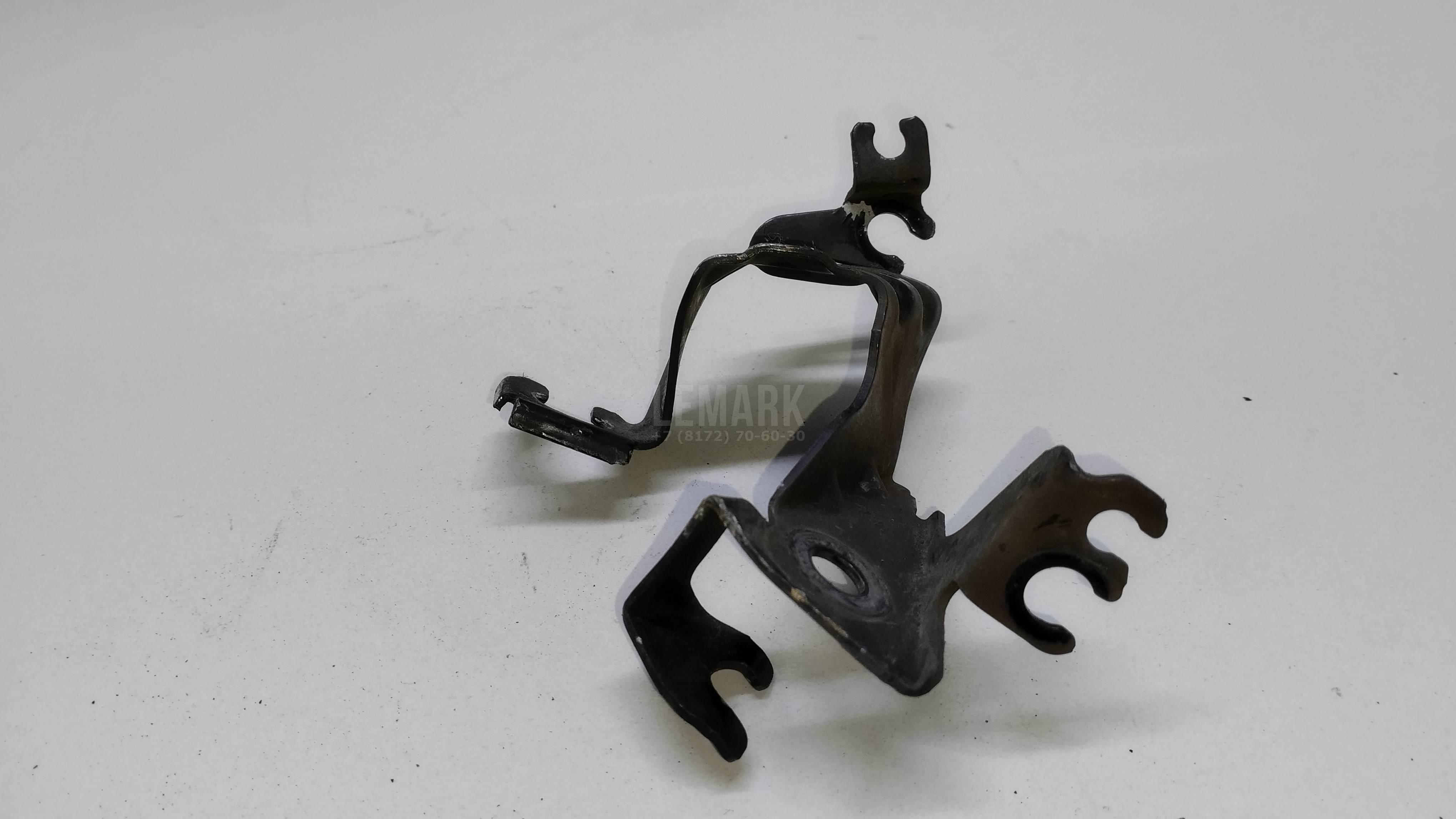 Кронштейн (сопут. товар) для  Acura MDX 2001-2006