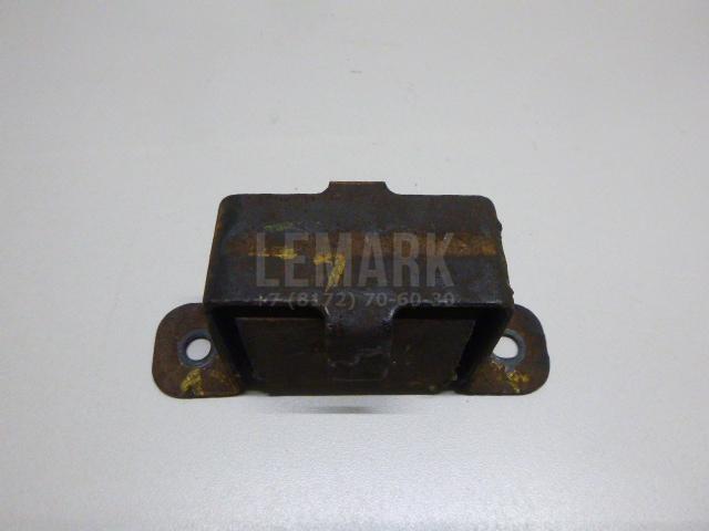 Опора двигателя 624992B000 Hyundai-Kia