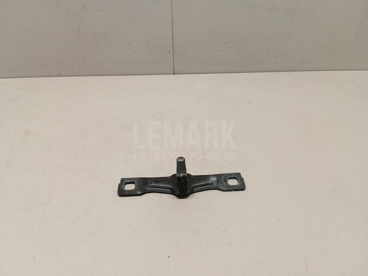 Ответная часть замка багажника 8V0827507B VAG