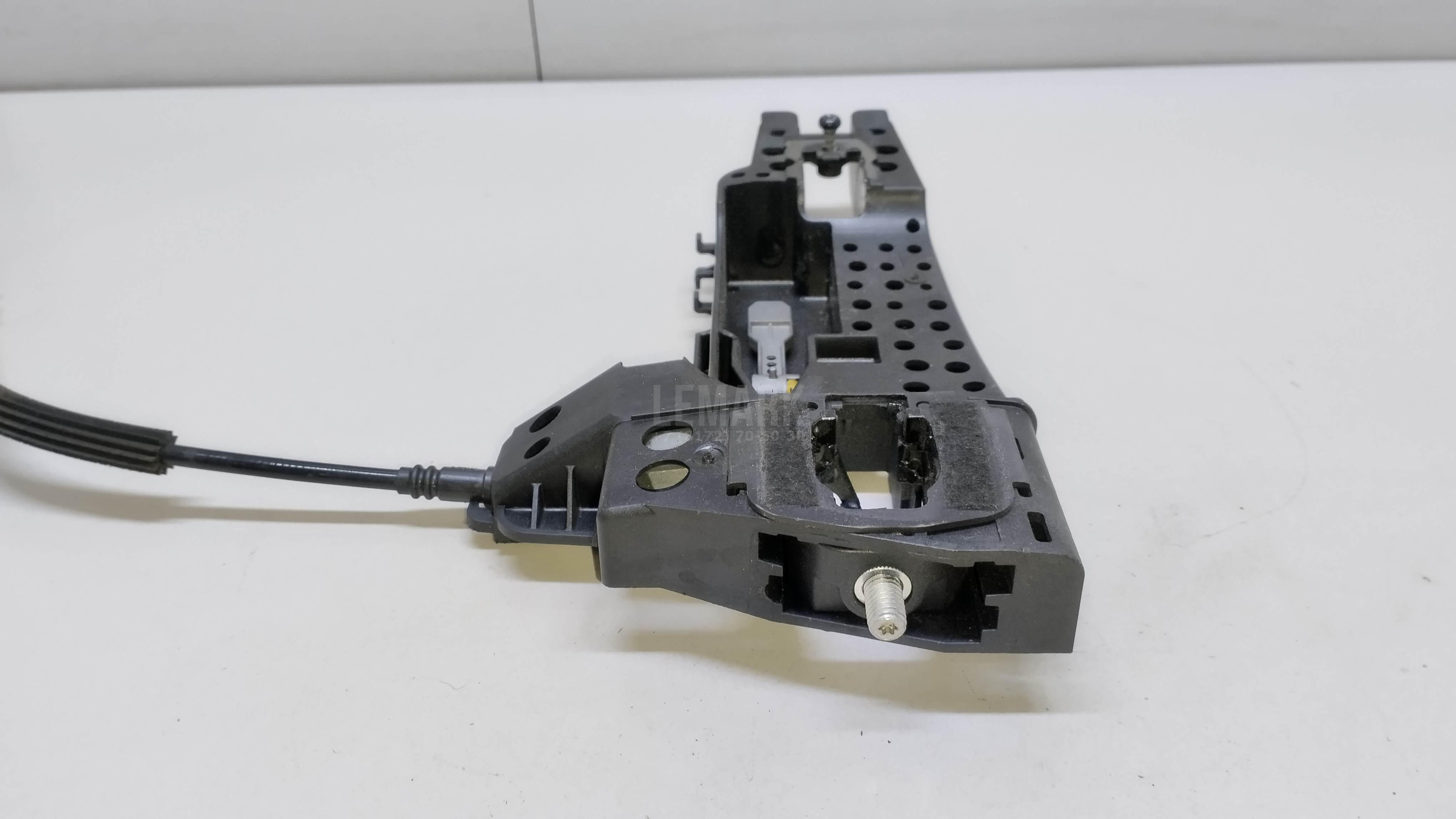 Кронштейн ручки для  BMW 4-serie G22/G23 2020