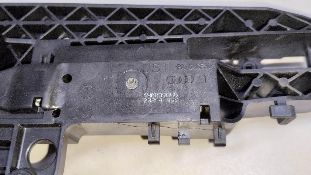 Кронштейн ручки для  BMW 4-serie G22/G23 2020