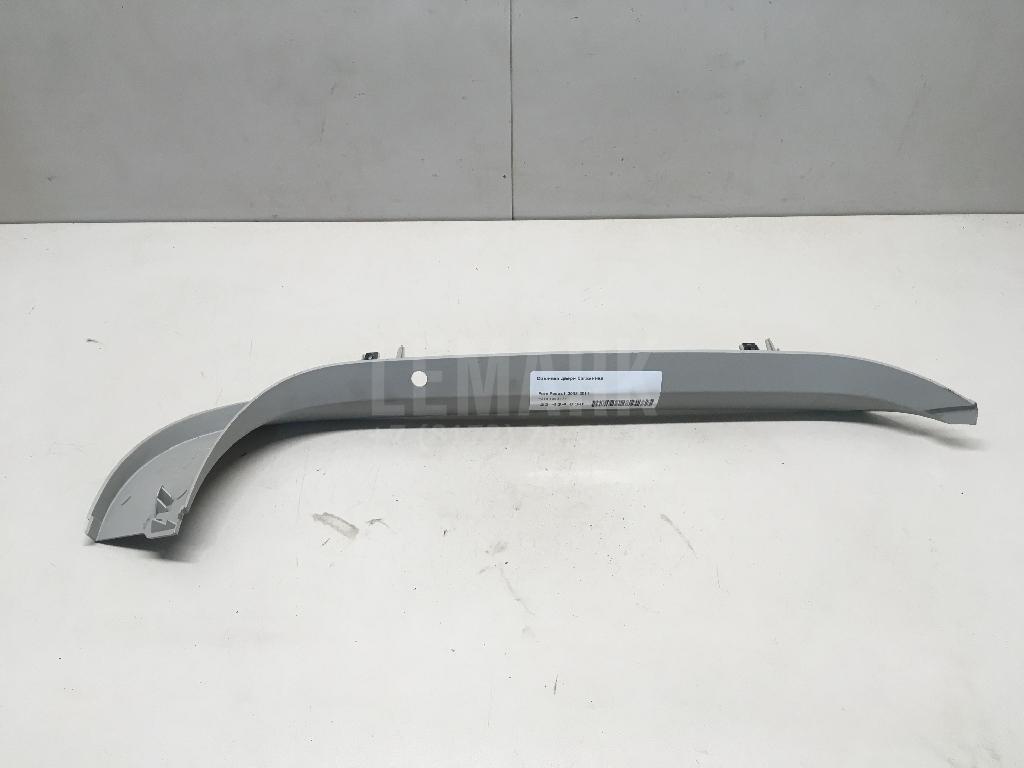 Обшивка двери багажника 1352778 Ford