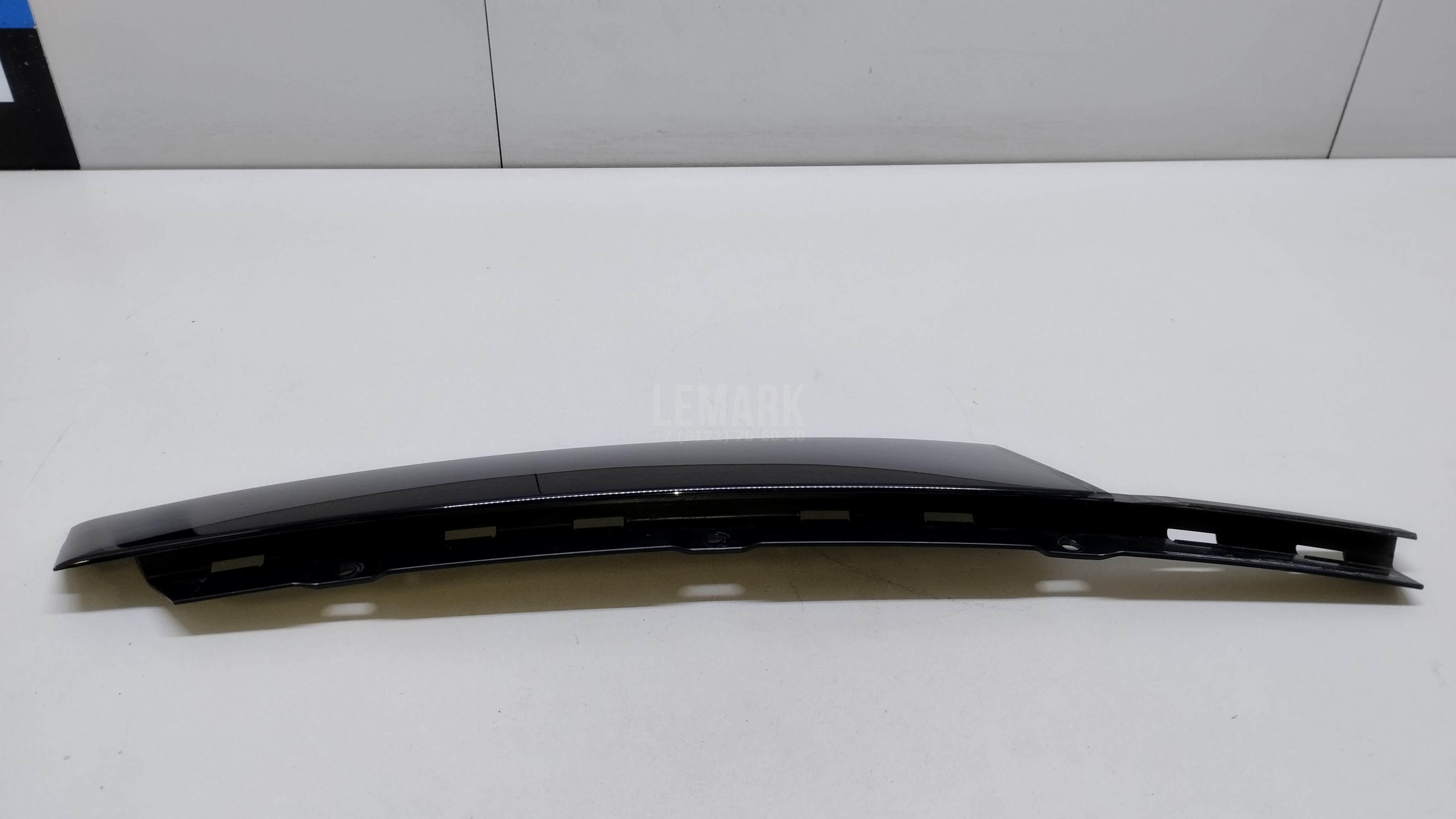 Накладка двери передней левой для  BMW 1-serie E82/E88 2007-2013