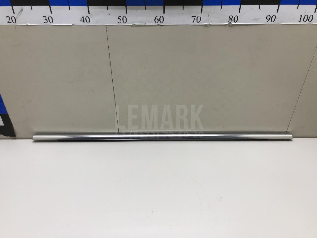 Накладка стекла заднего левого 3AF839475B7Z7 VAG