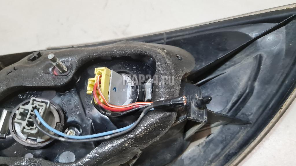 BR5S51160C Фонарь задний наружный левый Mazda Mazda 3 (BK) (2002 - 2009)
