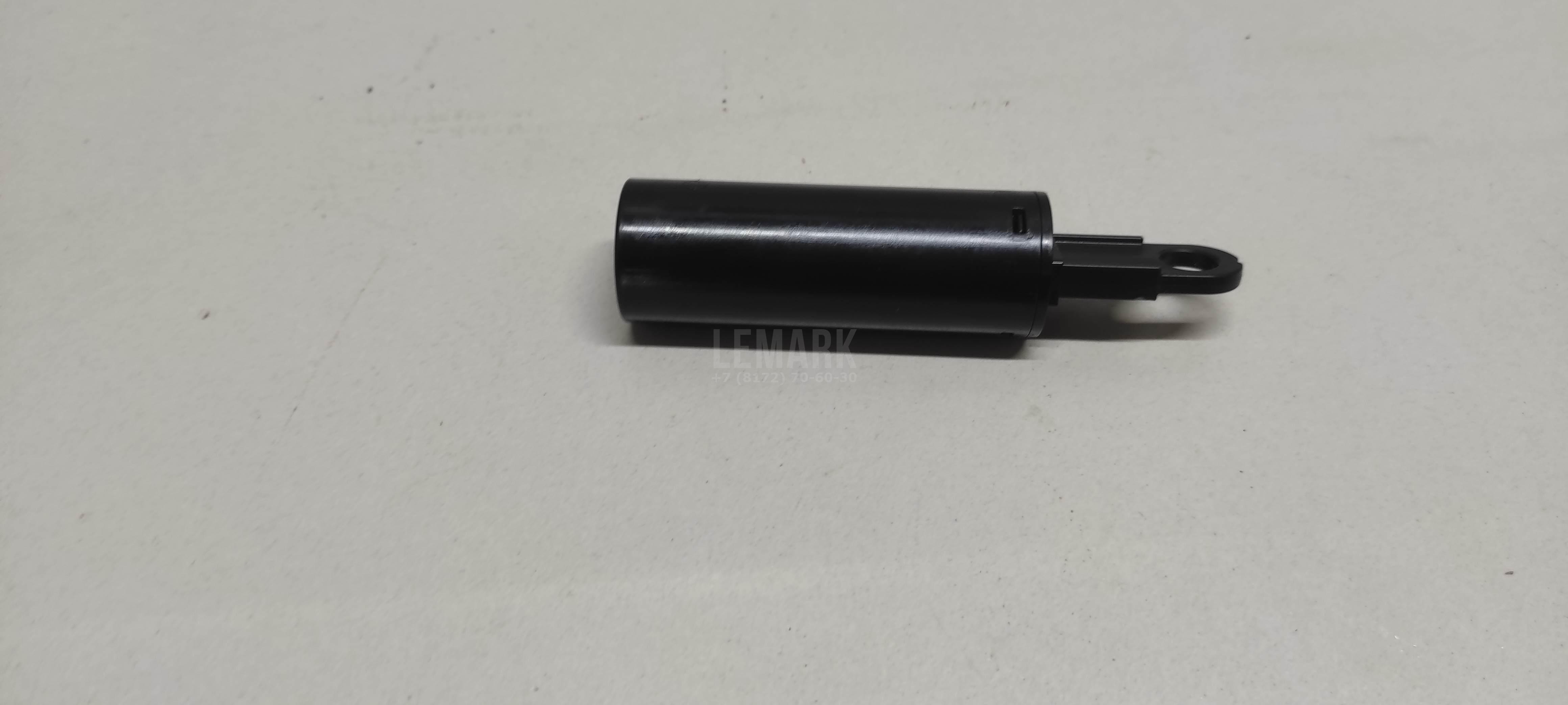 Демпфер бардачка 84548G8000 Hyundai-Kia