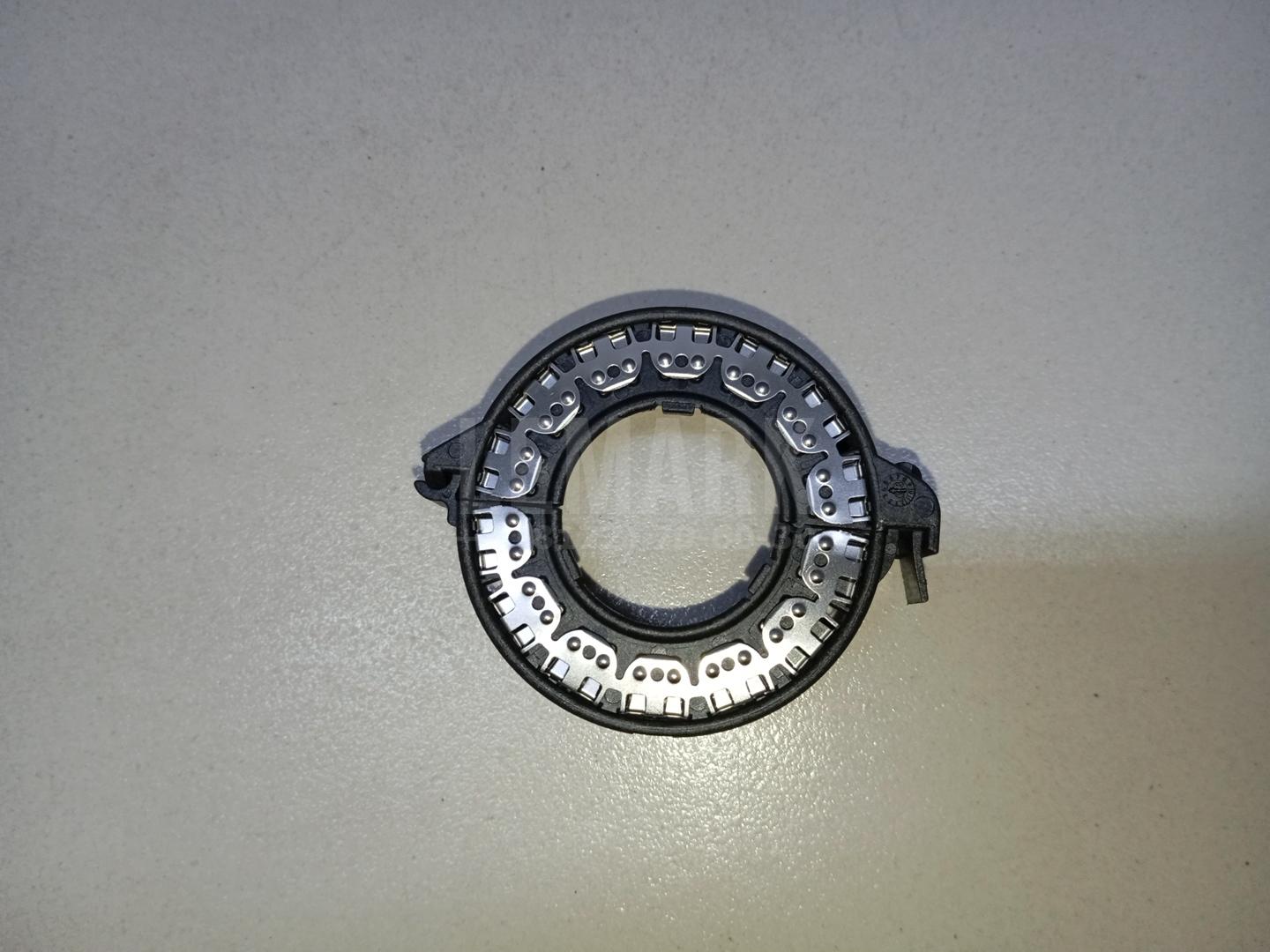 Крепеж 5M0941645 VAG