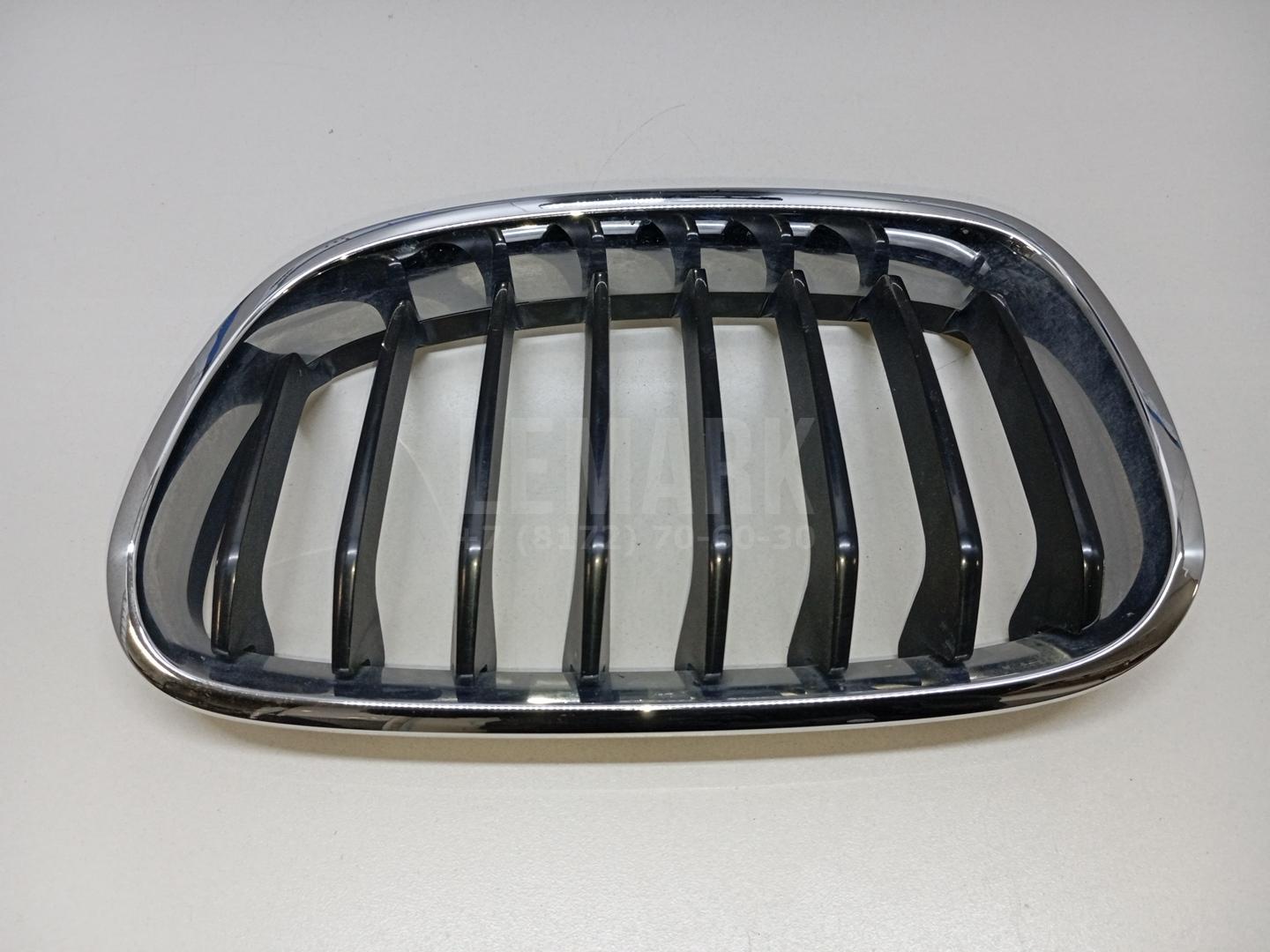 Решетка радиатора левая для  Audi TT(8N) 1998-2006