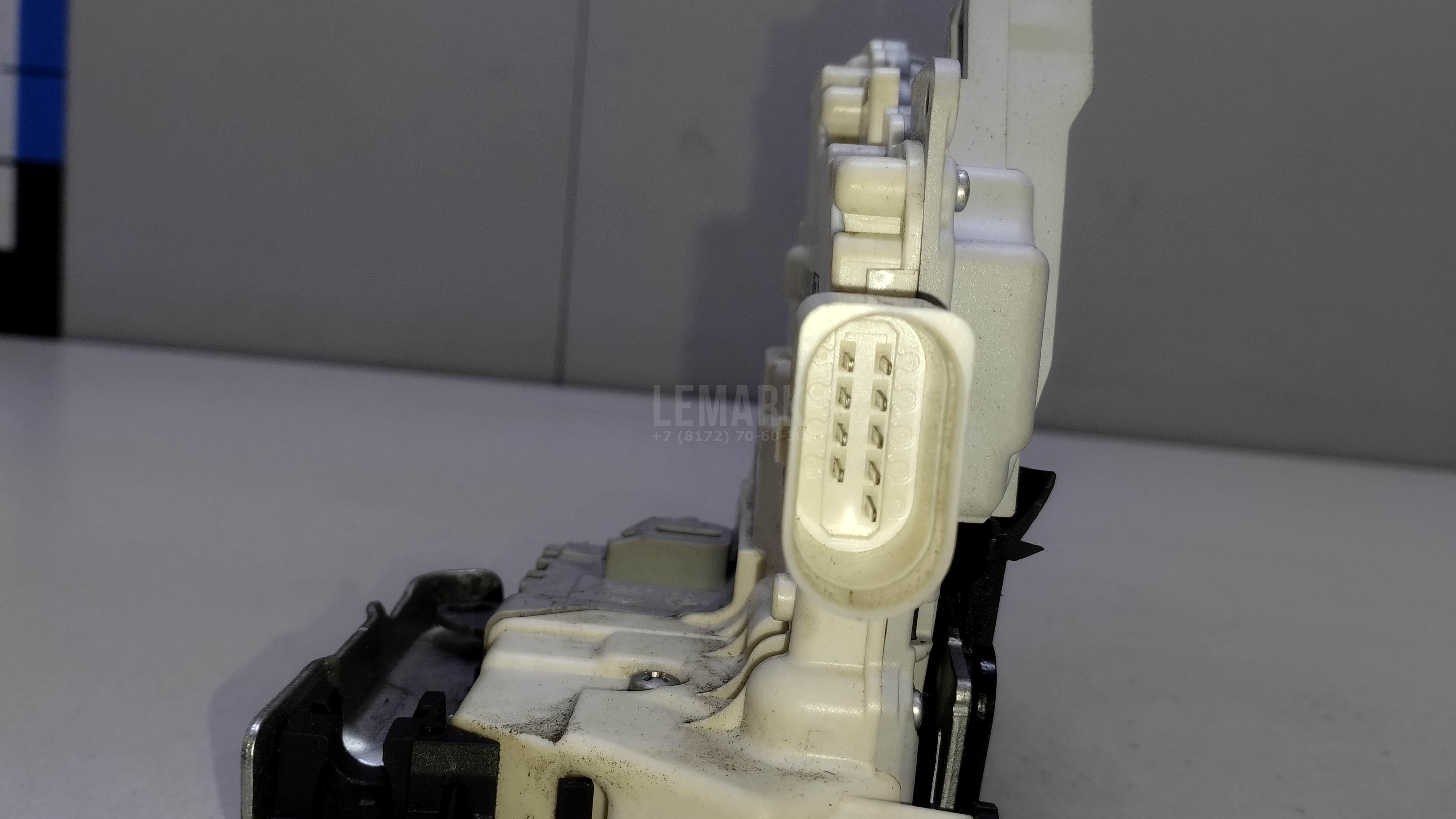 Замок двери задней правой для  BMW X5 E70 2007-2013